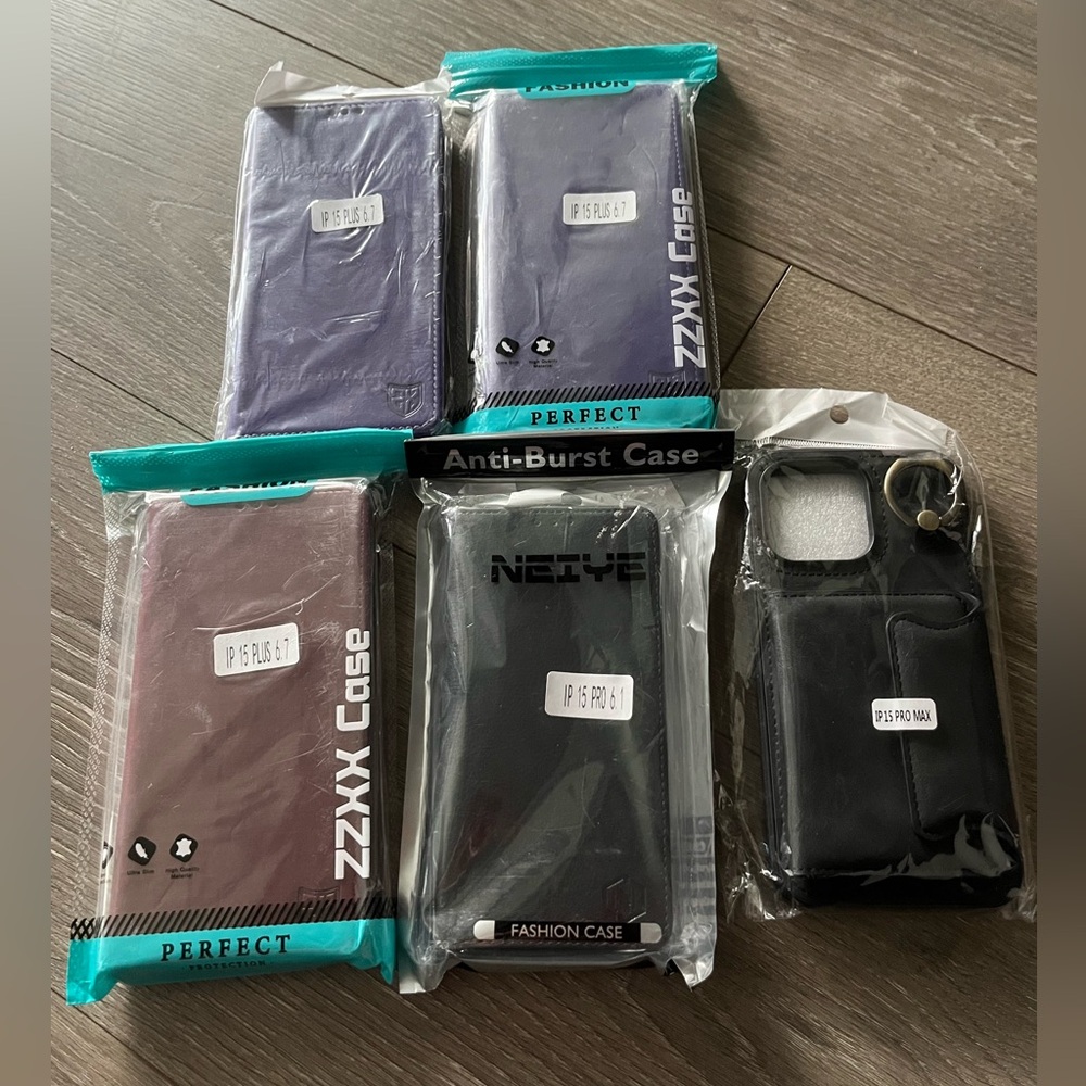 🚨NWT iPhone15- 5 Pack Case Bundle. 3 iPhone 15 Plus Case & 2 IPhone 15 Pro